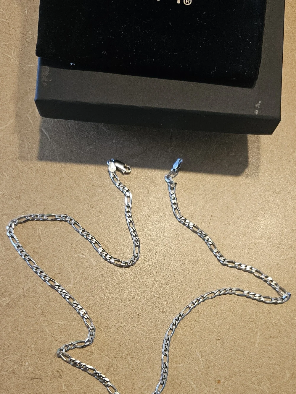 Kay Men's Silver Figaro Chain Necklace - Shiny Silver - New Unwanted Gift